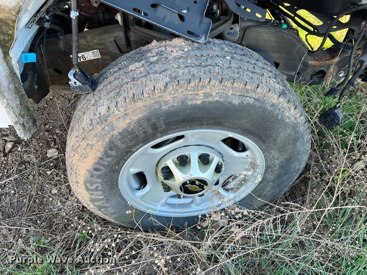 image for item LI9594 2016 Chevrolet Silverado 2500HD  Crew Cab pickup truck