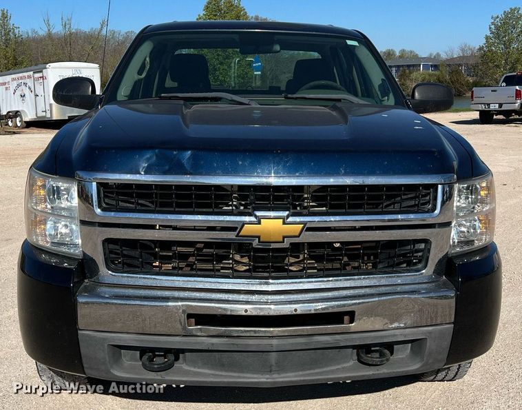 image for item LI9595 2009 Chevrolet Silverado 3500HD  Crew Cab pickup truck