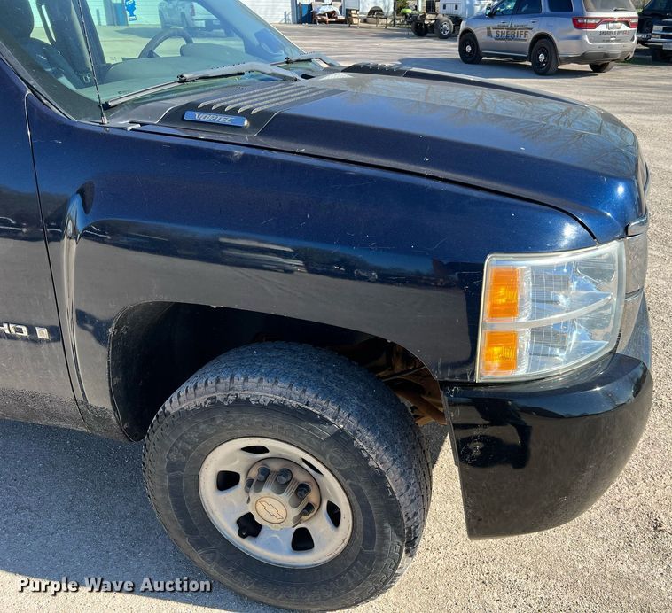 image for item LI9595 2009 Chevrolet Silverado 3500HD  Crew Cab pickup truck