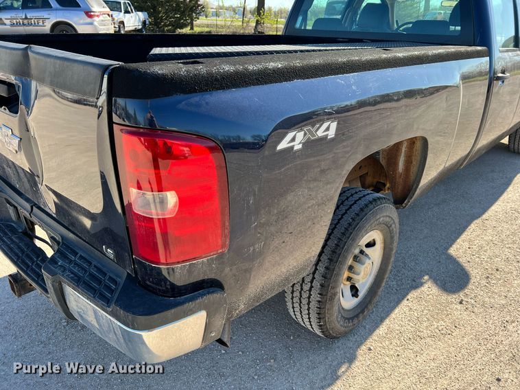 image for item LI9595 2009 Chevrolet Silverado 3500HD  Crew Cab pickup truck