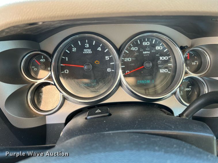 image for item LI9595 2009 Chevrolet Silverado 3500HD  Crew Cab pickup truck