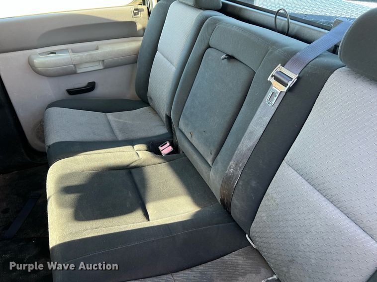 image for item LI9595 2009 Chevrolet Silverado 3500HD  Crew Cab pickup truck