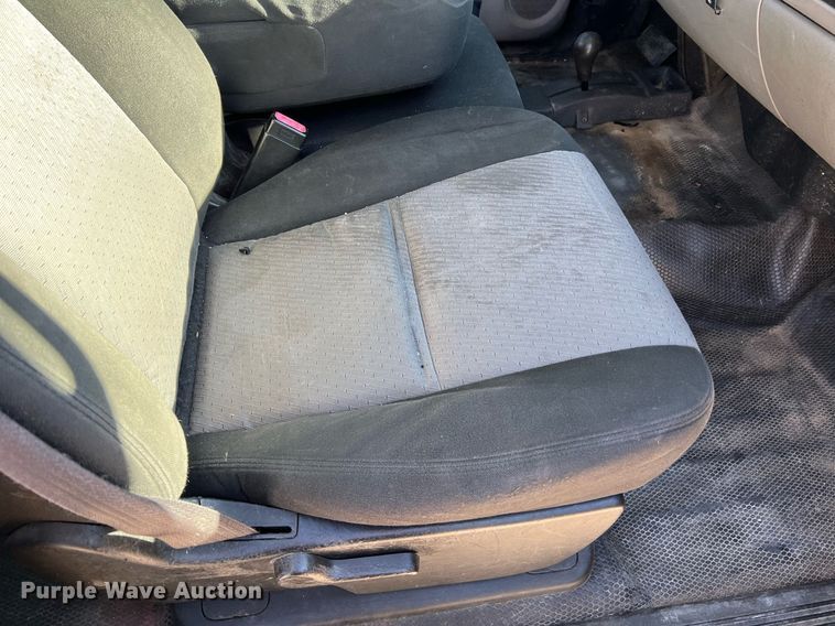 image for item LI9595 2009 Chevrolet Silverado 3500HD  Crew Cab pickup truck