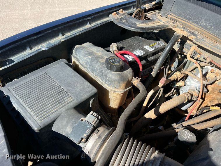 image for item LI9595 2009 Chevrolet Silverado 3500HD  Crew Cab pickup truck