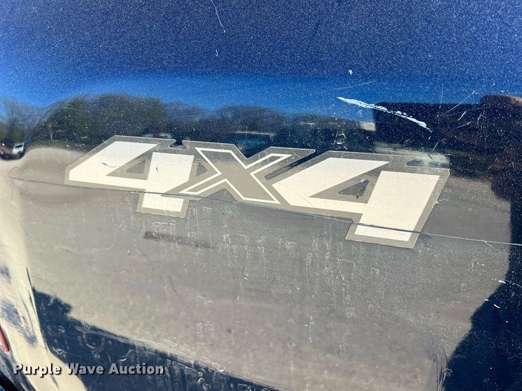 image for item LI9595 2009 Chevrolet Silverado 3500HD  Crew Cab pickup truck