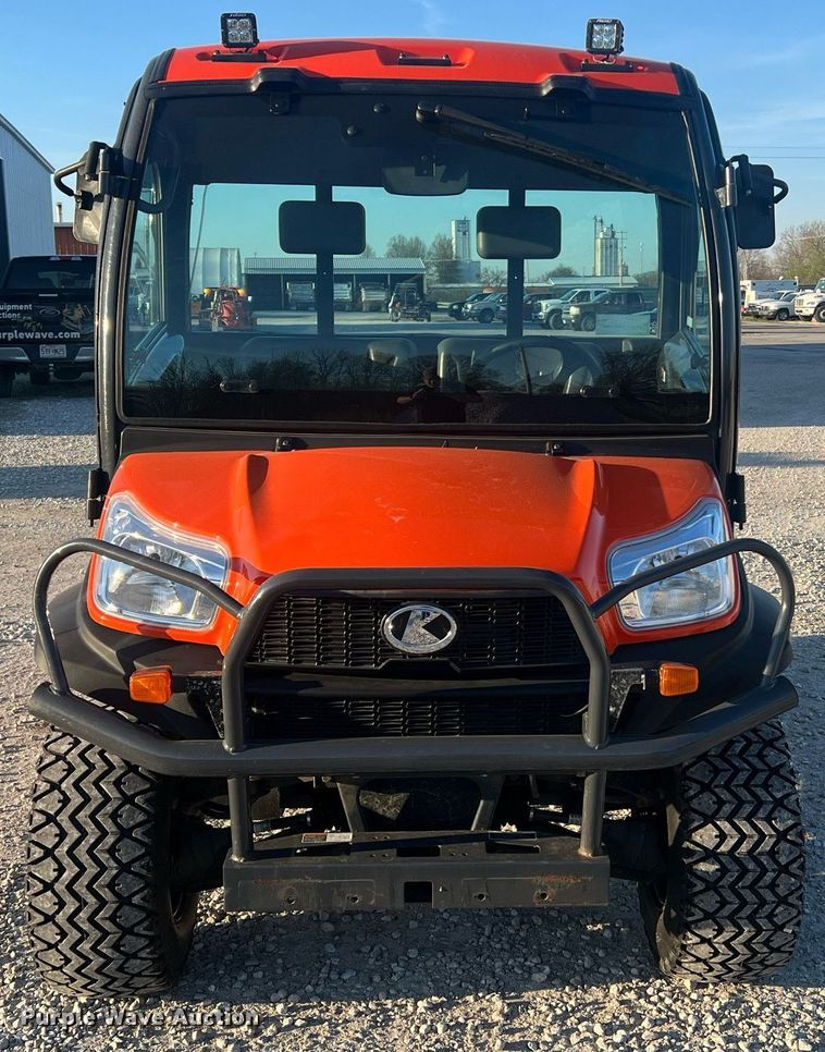 image for item LI9598 Kubota RTVX1100C  utility vehicle