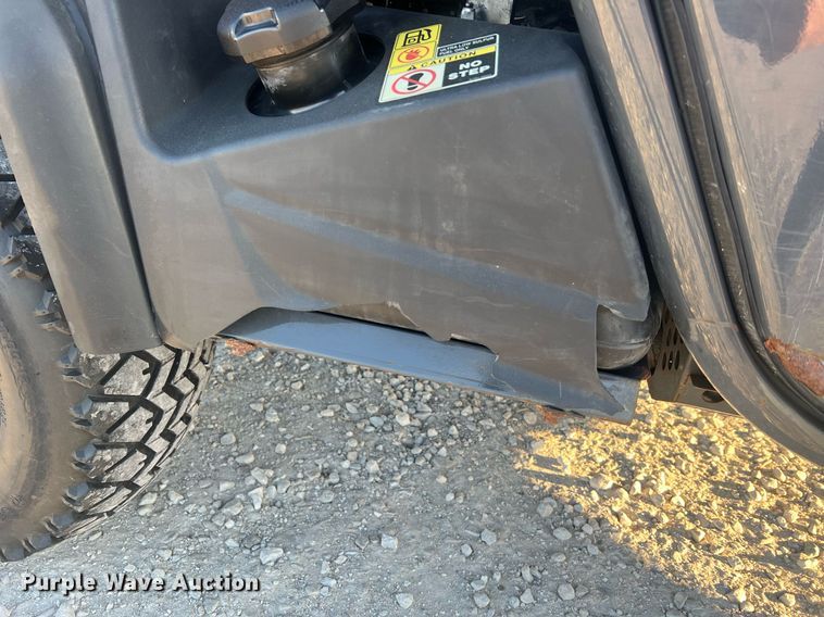 image for item LI9598 Kubota RTVX1100C  utility vehicle