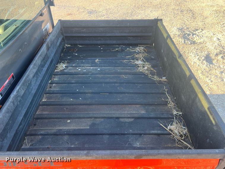 image for item LI9598 Kubota RTVX1100C  utility vehicle