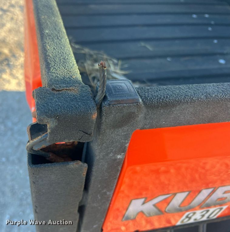 image for item LI9598 Kubota RTVX1100C  utility vehicle