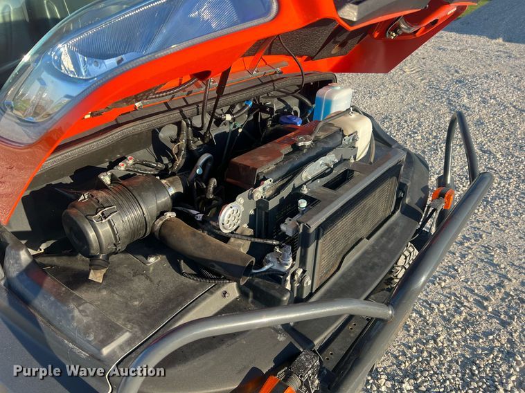 image for item LI9598 Kubota RTVX1100C  utility vehicle