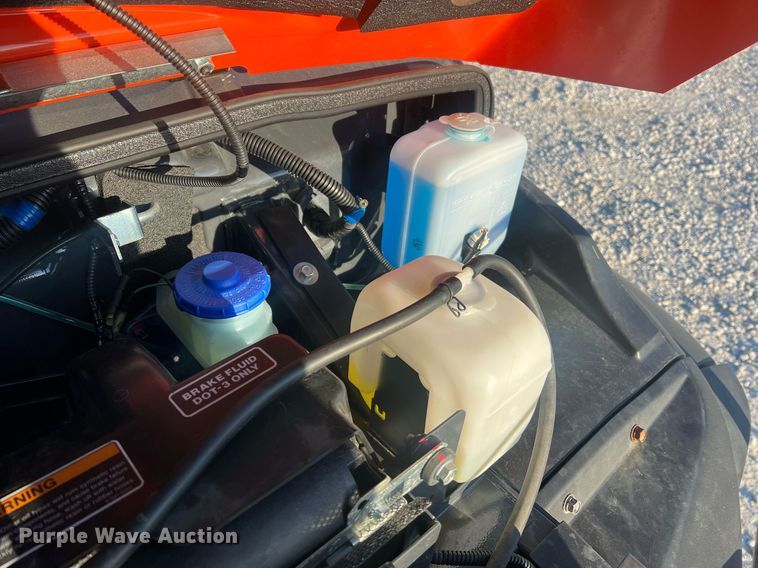 image for item LI9598 Kubota RTVX1100C  utility vehicle