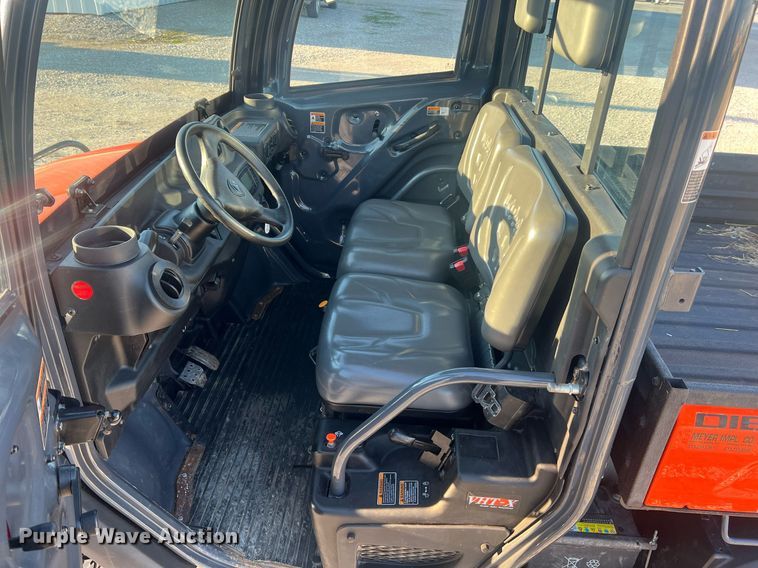 image for item LI9598 Kubota RTVX1100C  utility vehicle