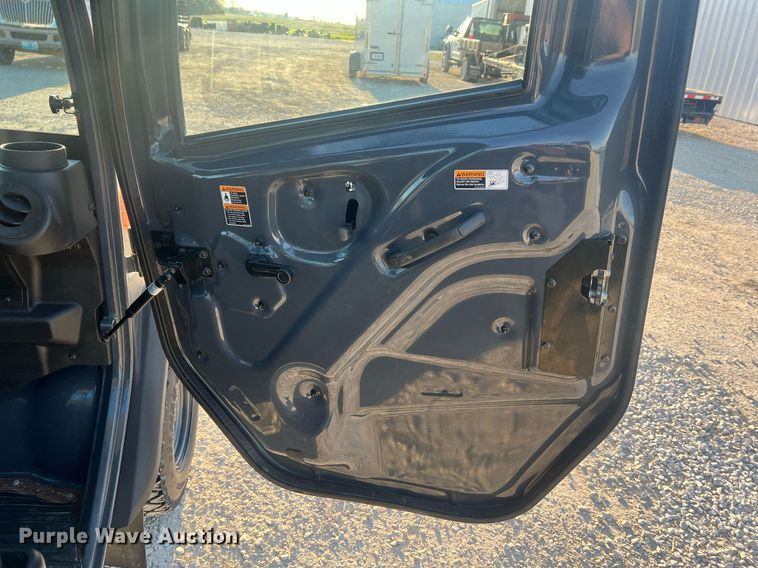 image for item LI9598 Kubota RTVX1100C  utility vehicle