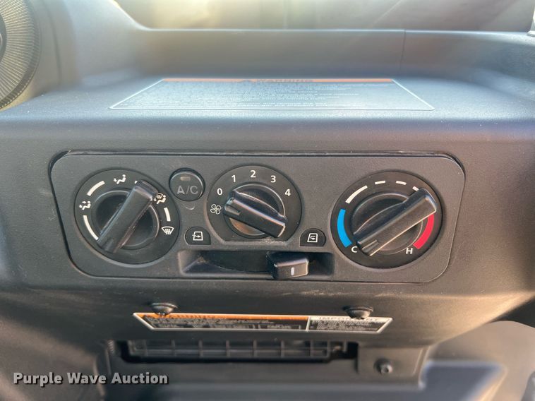 image for item LI9598 Kubota RTVX1100C  utility vehicle