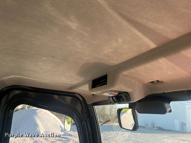 image for item LI9598 Kubota RTVX1100C  utility vehicle