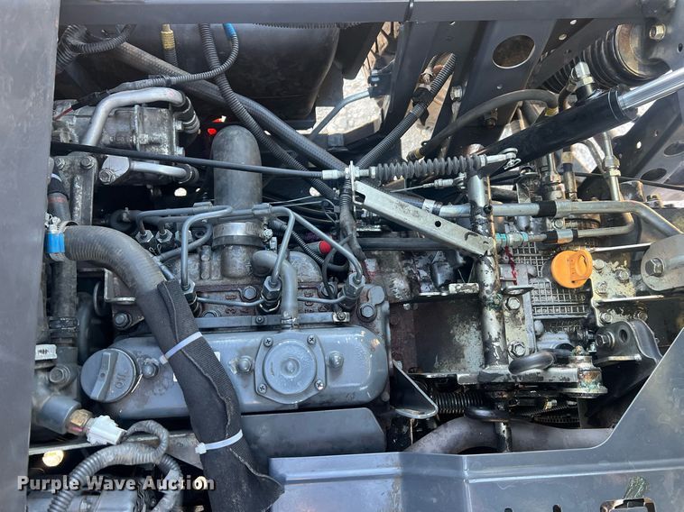 image for item LI9598 Kubota RTVX1100C  utility vehicle