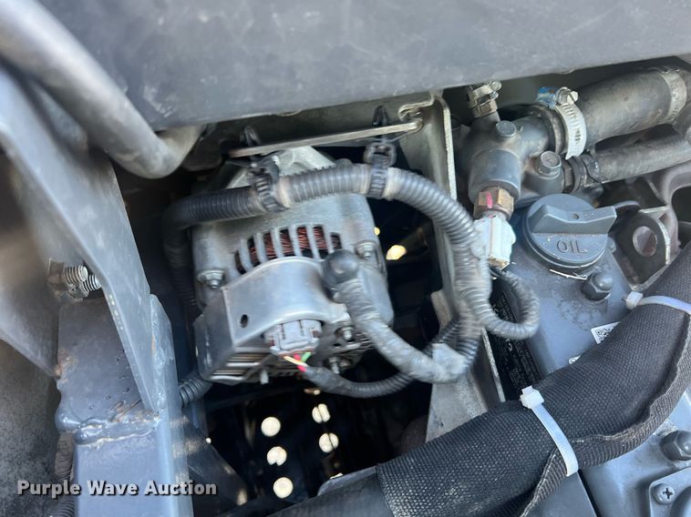 image for item LI9598 Kubota RTVX1100C  utility vehicle