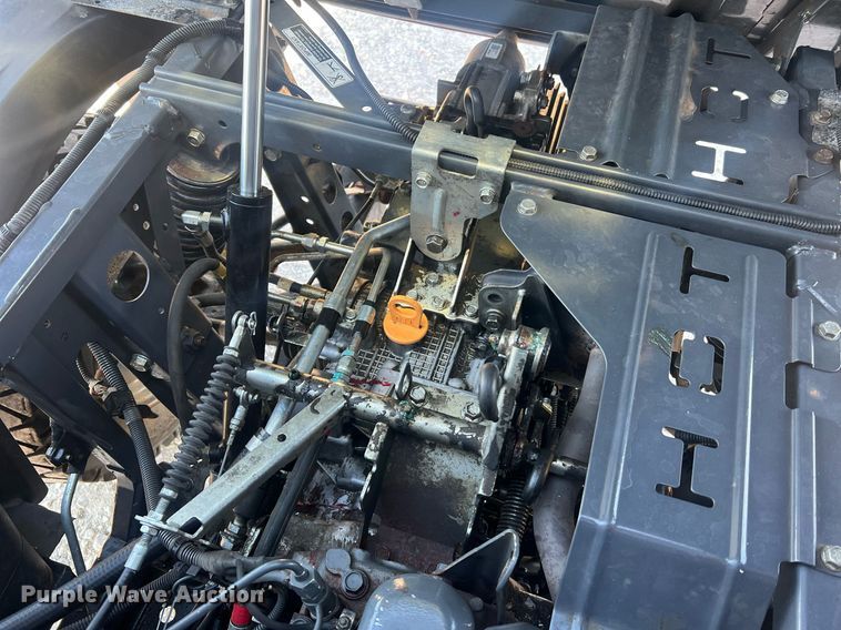 image for item LI9598 Kubota RTVX1100C  utility vehicle