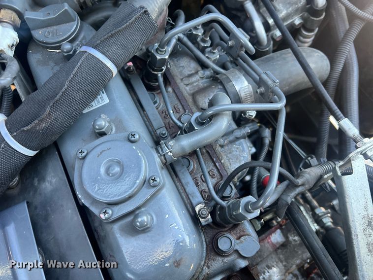 image for item LI9598 Kubota RTVX1100C  utility vehicle