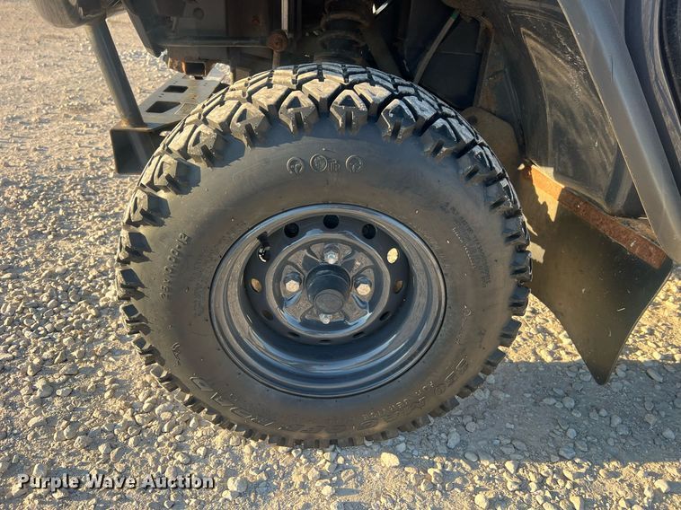 image for item LI9598 Kubota RTVX1100C  utility vehicle