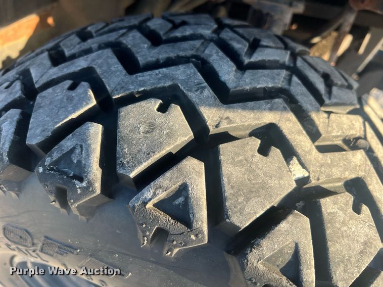 image for item LI9598 Kubota RTVX1100C  utility vehicle