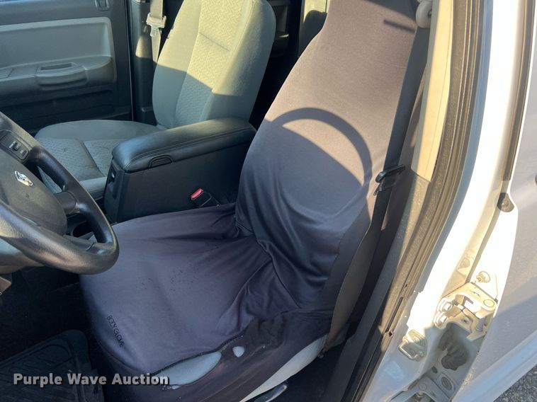 image for item LI9599 2008 Dodge Dakota  Crew Cab pickup truck