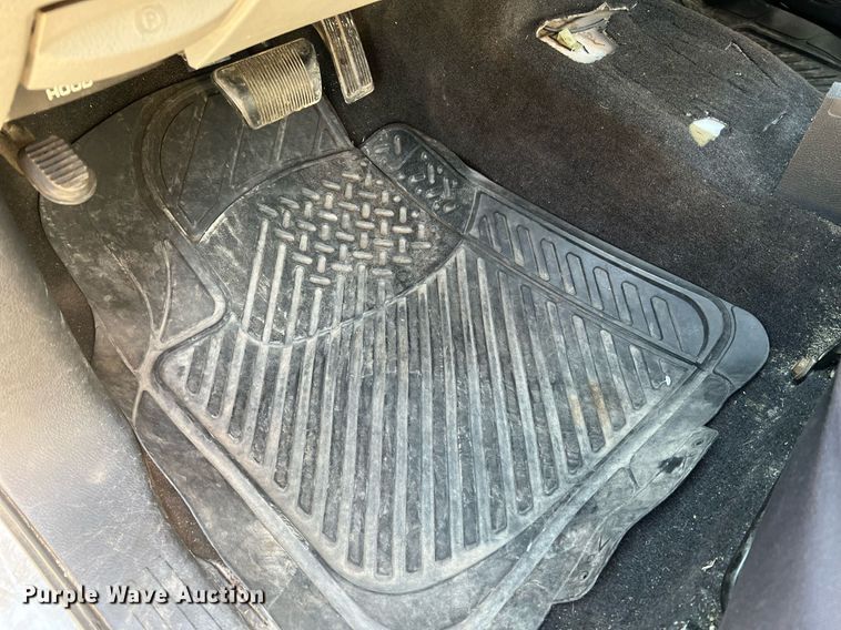 image for item LI9599 2008 Dodge Dakota  Crew Cab pickup truck