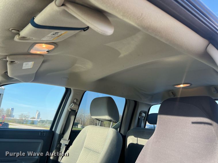 image for item LI9599 2008 Dodge Dakota  Crew Cab pickup truck