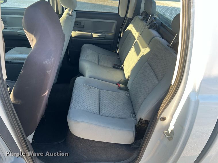 image for item LI9599 2008 Dodge Dakota  Crew Cab pickup truck