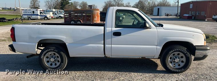 image for item LI9600 2006 Chevrolet Silverado 1500  pickup truck
