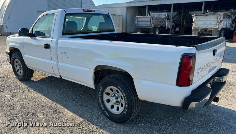 image for item LI9600 2006 Chevrolet Silverado 1500  pickup truck