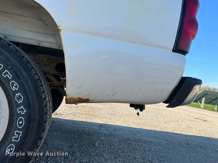 image for item LI9600 2006 Chevrolet Silverado 1500  pickup truck