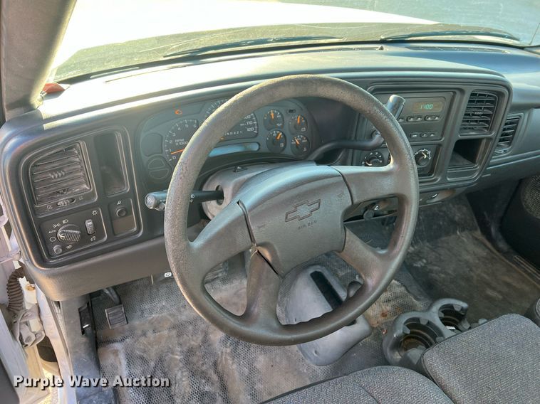 image for item LI9600 2006 Chevrolet Silverado 1500  pickup truck