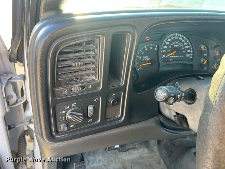 image for item LI9600 2006 Chevrolet Silverado 1500  pickup truck