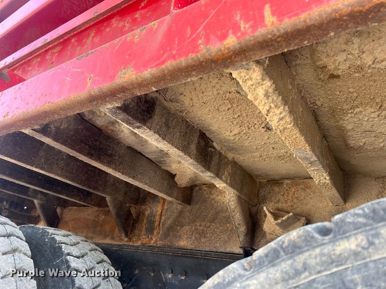 image for item LI9611 1993 International F4900  dump truck