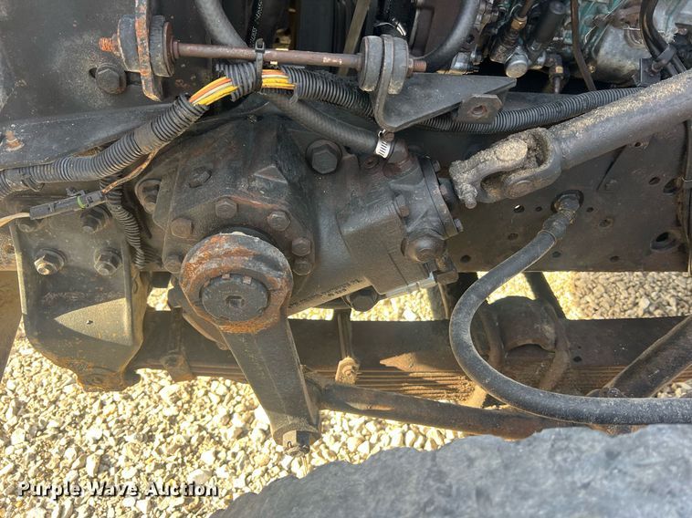 image for item LI9611 1993 International F4900  dump truck