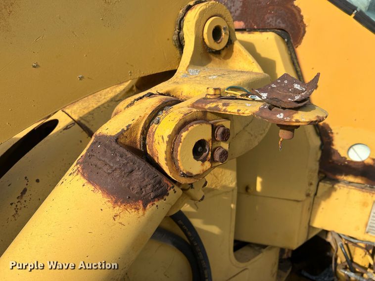 image for item LI9612 1967 Caterpillar 950  wheel loader