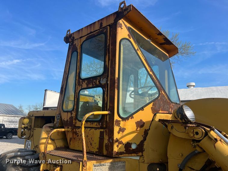 image for item LI9612 1967 Caterpillar 950  wheel loader