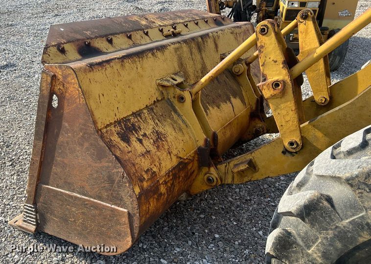 image for item LI9612 1967 Caterpillar 950  wheel loader