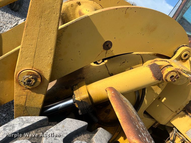 image for item LI9612 1967 Caterpillar 950  wheel loader