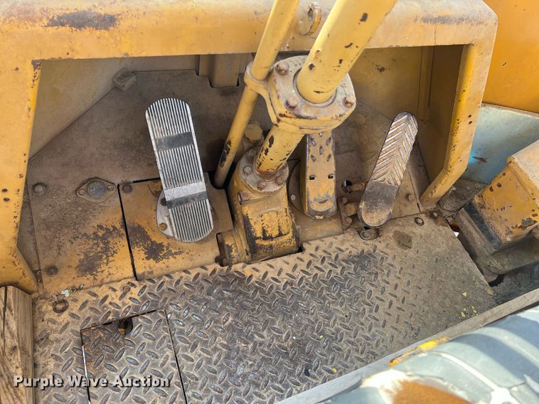 image for item LI9612 1967 Caterpillar 950  wheel loader