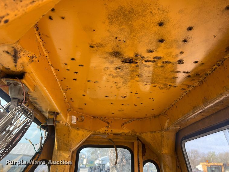 image for item LI9612 1967 Caterpillar 950  wheel loader