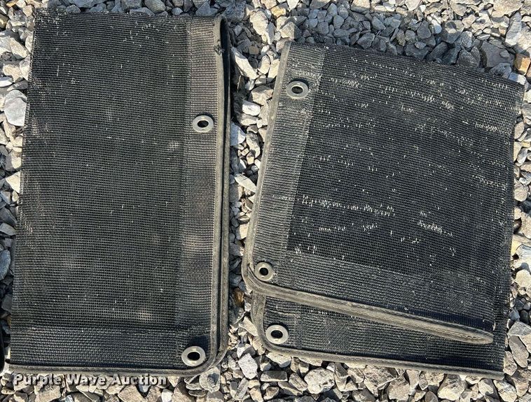 image for item LI9613 2005 Caterpillar 140H  motor grader