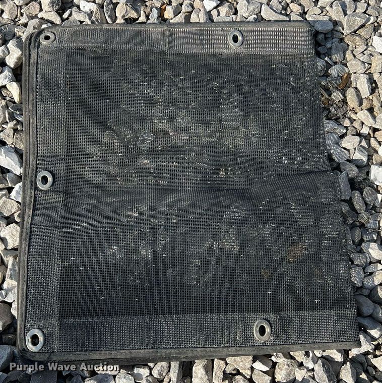 image for item LI9614 2005 Caterpillar 140H  motor grader