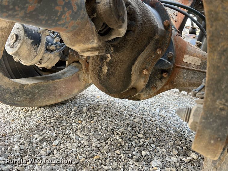 image for item LI9615 1985 Ford L9000  semi truck