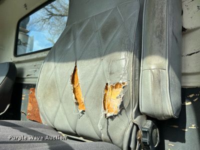 image for item LI9615 1985 Ford L9000  semi truck