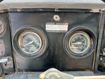 image for item LI9615 1985 Ford L9000  semi truck