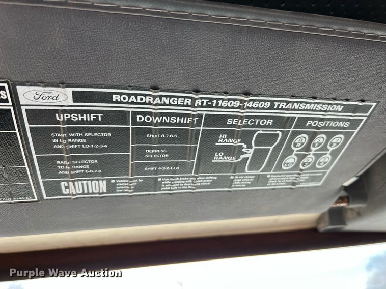 image for item LI9615 1985 Ford L9000  semi truck