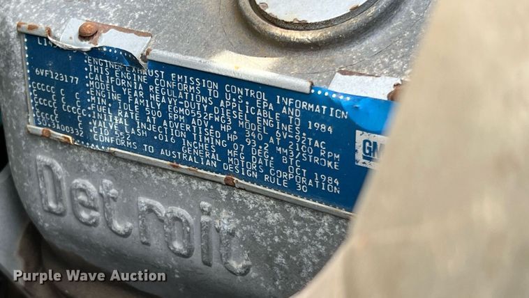 image for item LI9615 1985 Ford L9000  semi truck