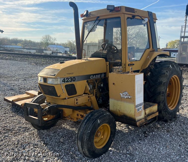image for item LI9616 1996 Case 4230 XL  tractor